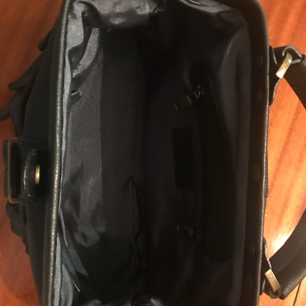 Hand bag - Picture 2 of 2
